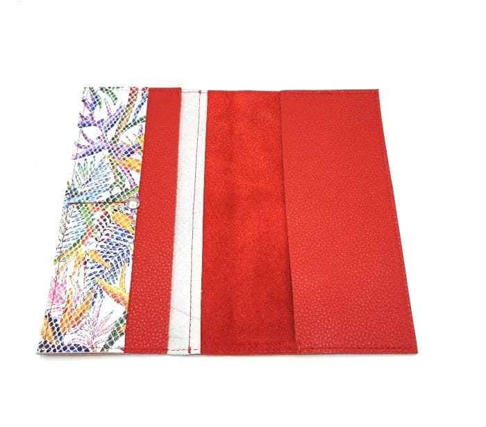 Porte chéquier la petite Gabrielle tropical rouge granité-2 Porte chéquier cuir upcyclé tropical et rouge