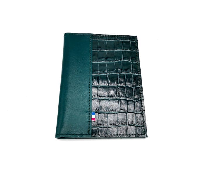 portefeuille croco bleu-vert 1 Portefeuille passeport cuir upcyclé croco vert