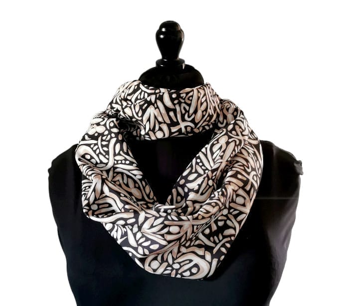Echarpe Miss Sarah marquises ERMSP-093 2 foulard en soie upcyclée motifs abstraits