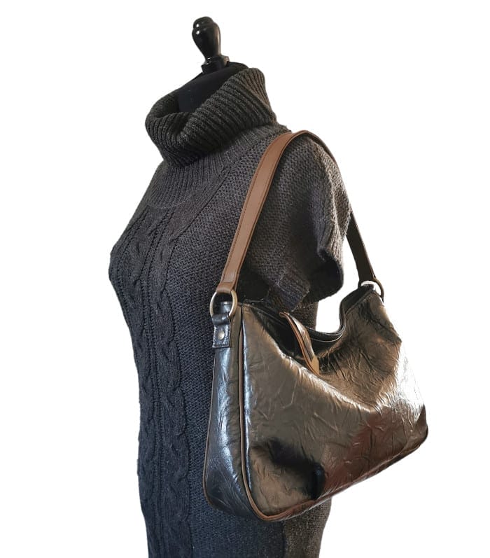 Sac Mlle Enjouée chevre froissé noir SME-003 11 Sac hobo cuir froissé noir