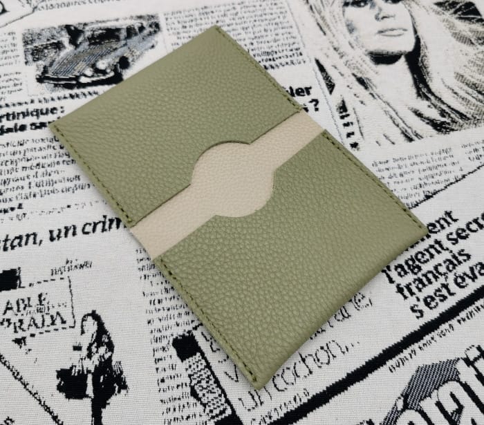 Porte cartes Hannah homme - kaki clair-beige 2 Porte cartes homme en cuir