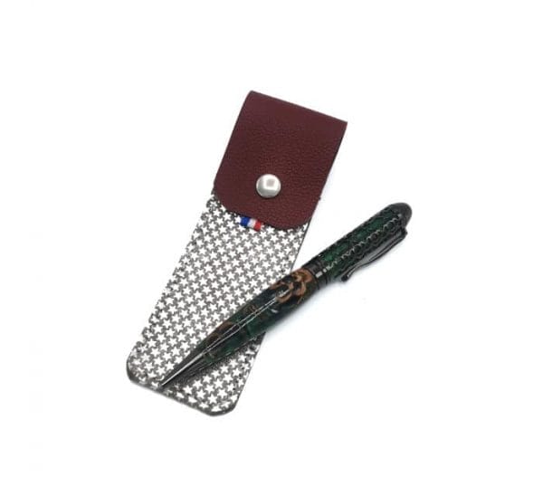 etui à crayon en cuir