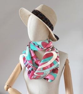 foulard en soie upcyclée abstrait rose