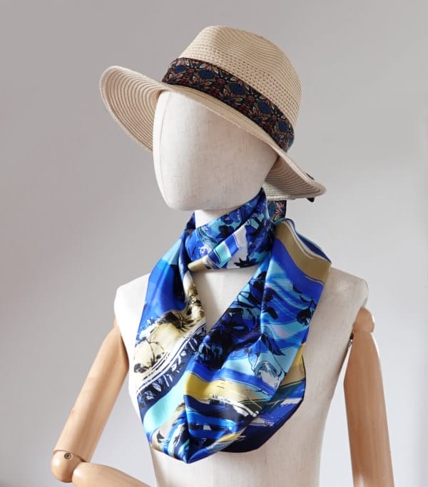 008 foulard soie ERMSP ibiscus - 2 foulard soie bleu