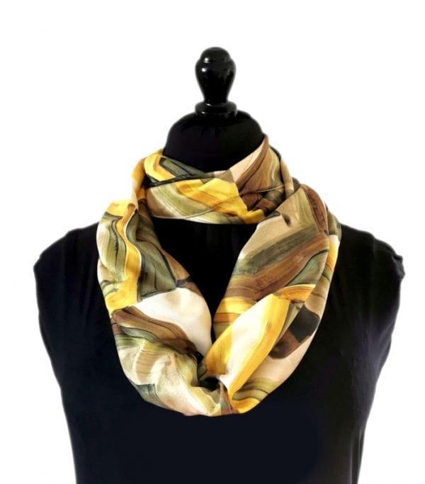 Echarpe Miss Sarah vision graphique ERMSHC-101 2 foulard en soie vert aquarelle made in France