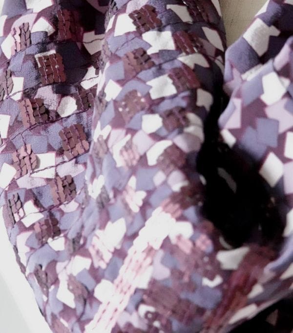 foulard soie et sequins violet