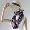 foulard soie et sequins violet