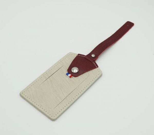 etiquette bagage en cuir