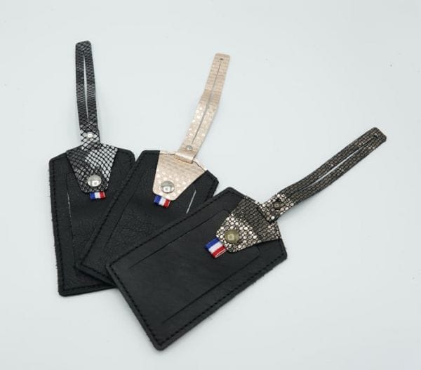 etiquette bagage en cuir